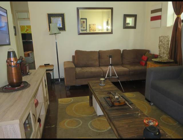 2 BEDROOM FLAT FOR SALE IN SUNNYSIDE